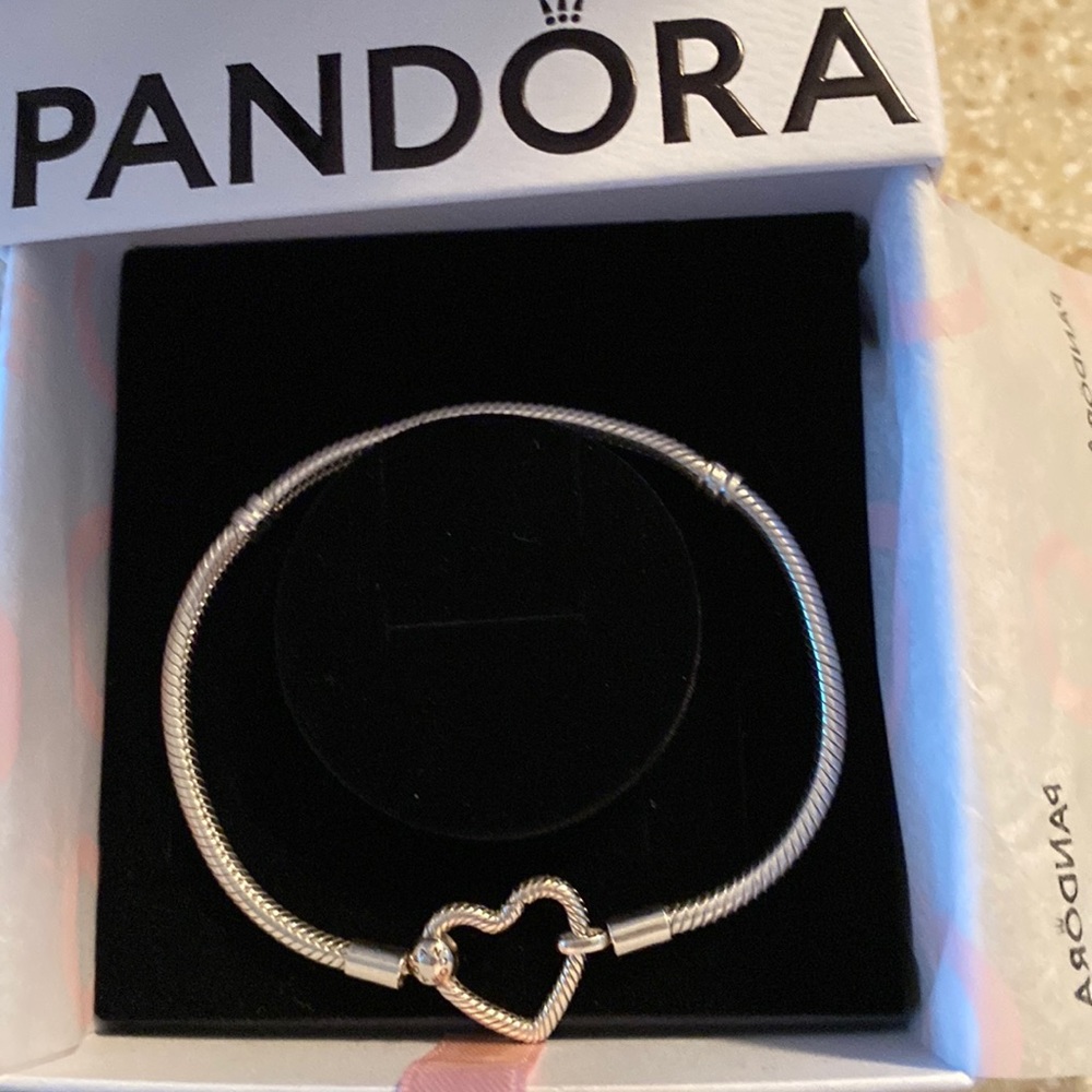 Pandora Heart Closure Snake Chain Bracelet
